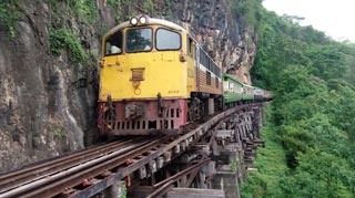 /images/thailand/central-thailand/kanchanaburi/death-railway-train_sm.jpg